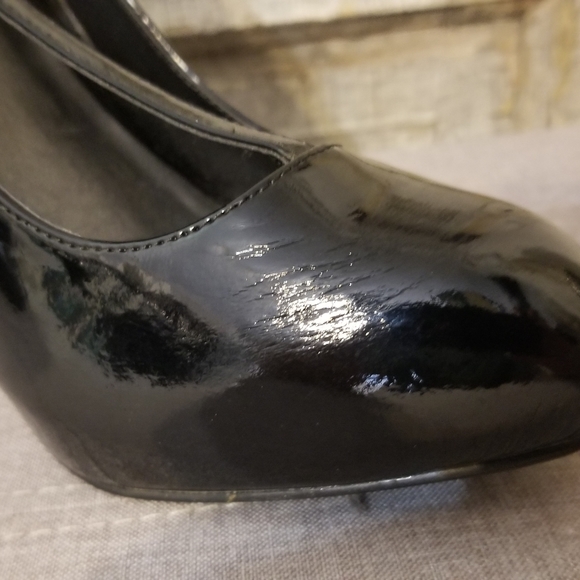 Kardashian Kollection Mary Jane heels - Picture 7 of 7